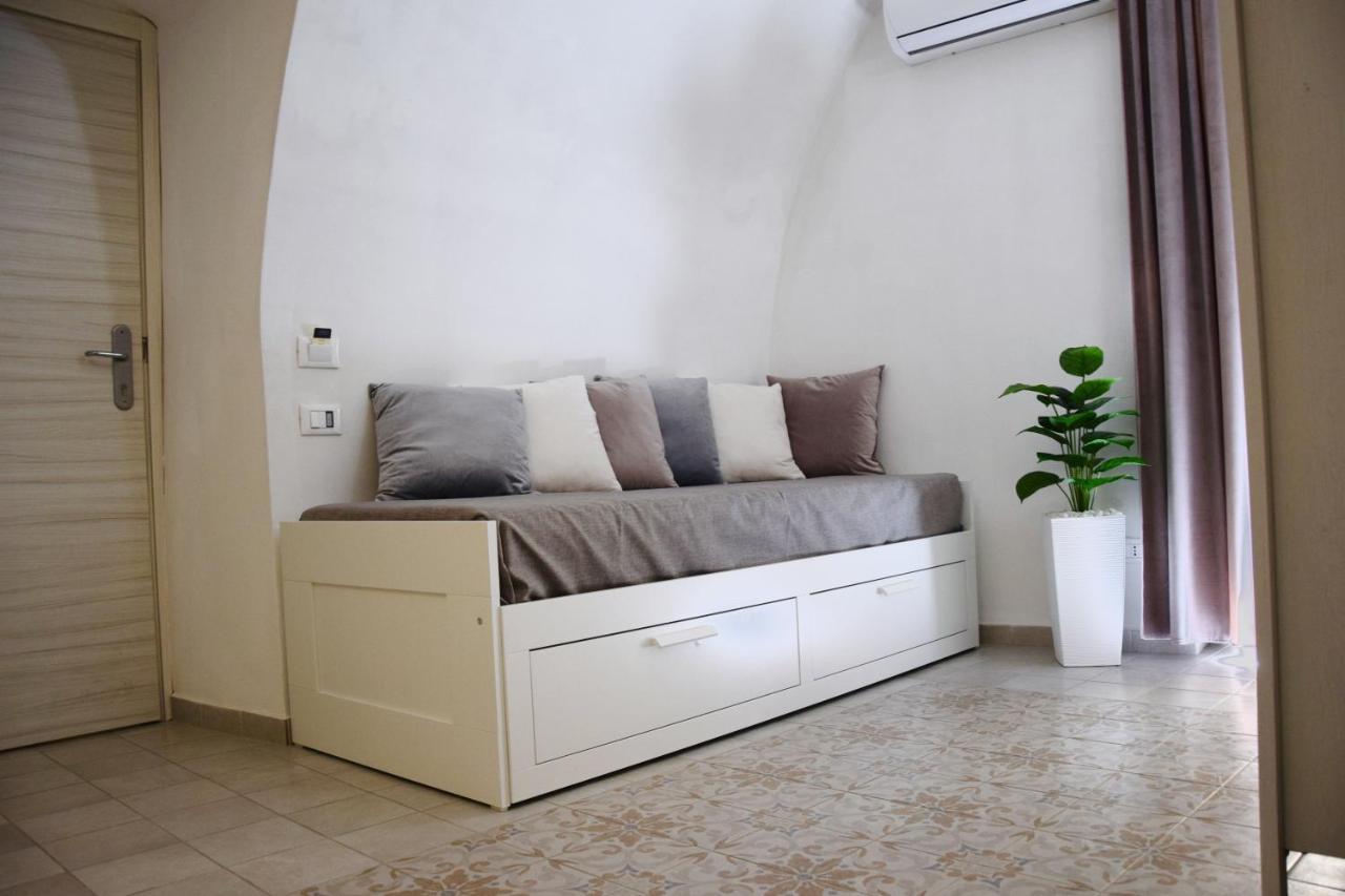 Micca Ospitalita Siciliana Bed & Breakfast Noto Bagian luar foto