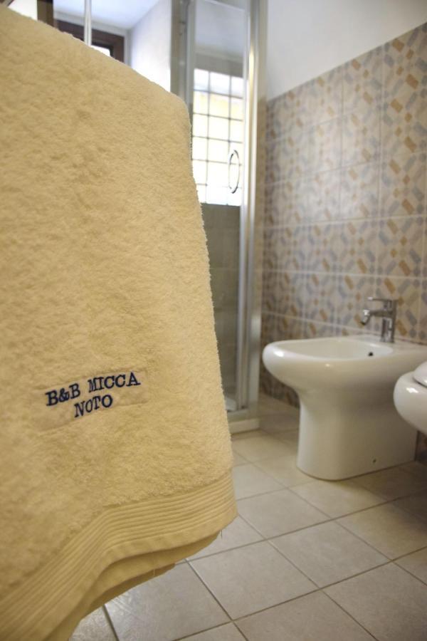Micca Ospitalita Siciliana Bed & Breakfast Noto Bagian luar foto