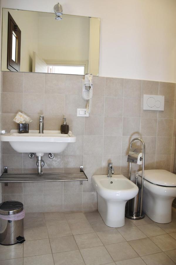 Micca Ospitalita Siciliana Bed & Breakfast Noto Bagian luar foto