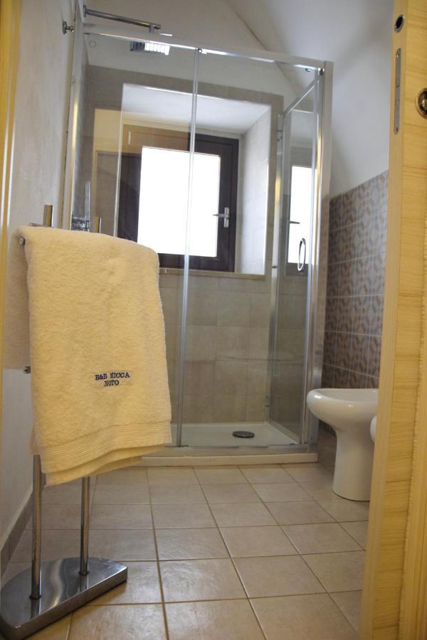 Micca Ospitalita Siciliana Bed & Breakfast Noto Bagian luar foto